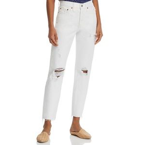 Levi’s White Wedgie Fit Jeans Highwaisted Raw Hem